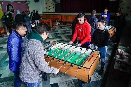 Tischkicker - Angebote von Don Bosco für Jugendliche in Damaskus. Foto: Friedrich Stark